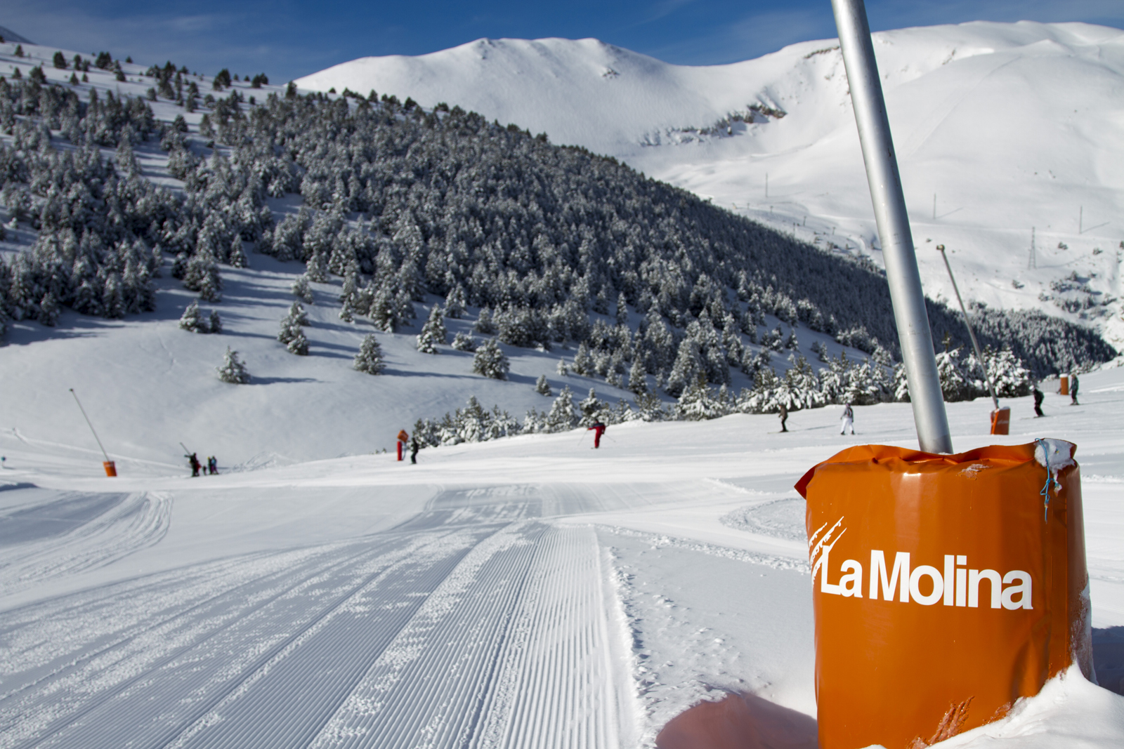 La Molina Season Ski pass - Only Sundays