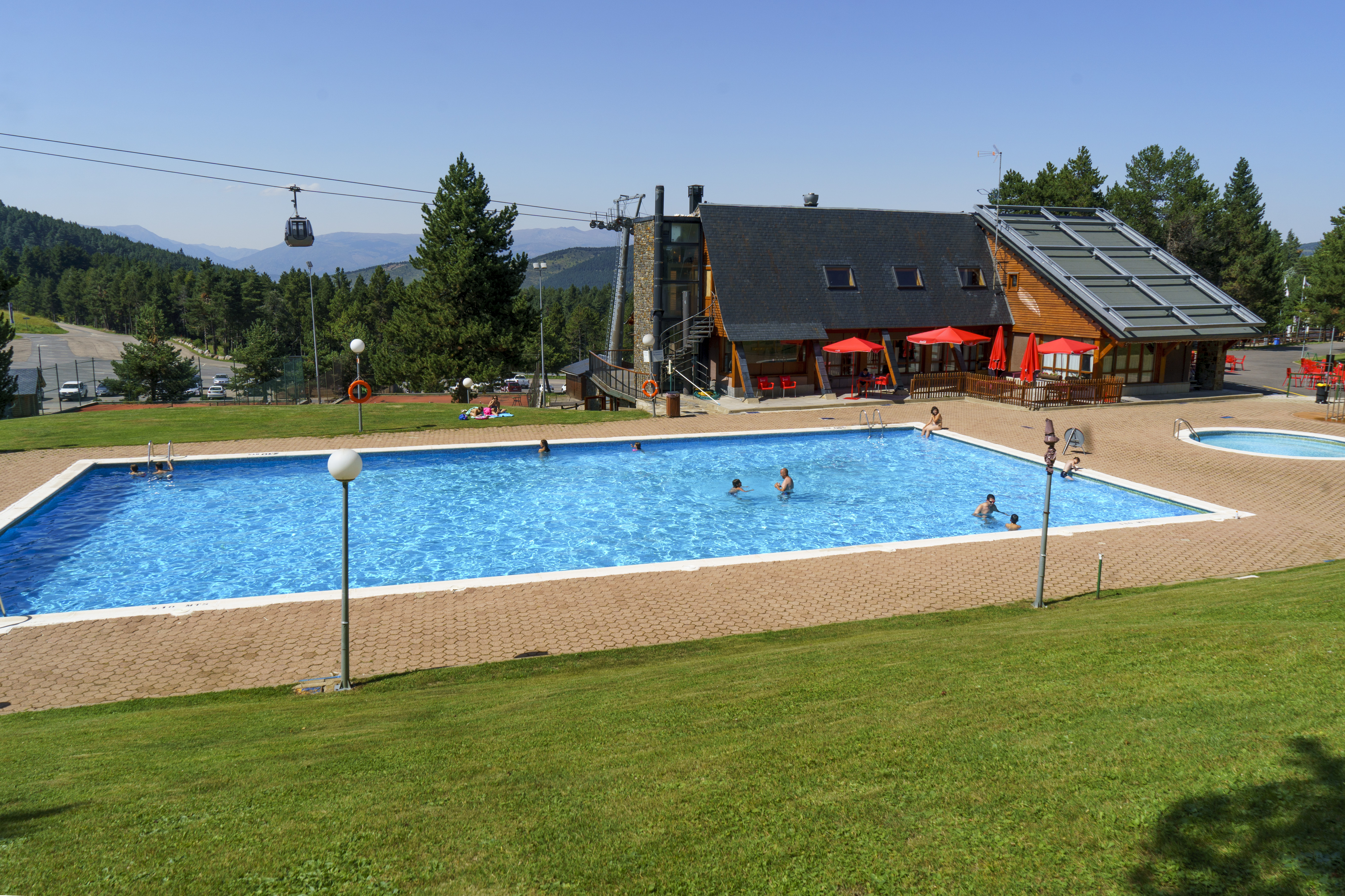 Bike Park Season Pass + Swimming Pool